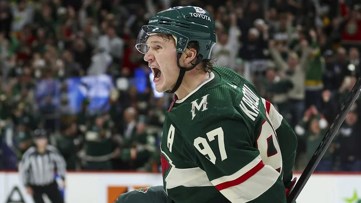 Тренер «Миннесоты» Джон Хайнс: «Капризов – великолепный игрок. При огромном атакующем таланте и высочайшем хоккейном IQ в нем заложен огромный дух борьбы» Тренер «Миннесоты» Джон Хайнс: «Капризов – великолепный игрок. При огромном атакующем таланте и высочайшем хоккейном IQ в нем заложен огромный дух борьбы»