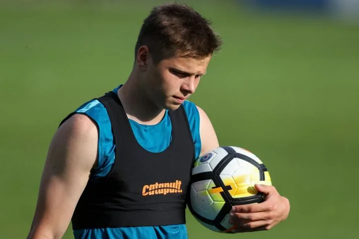 Данил Круговой о продлении контракта с «Зенитом»: «Посмотрим, как и что сложится» Данил Круговой о продлении контракта с «Зенитом»: «Посмотрим, как и что сложится»