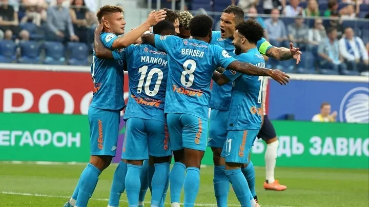 Голкипер «Зенита» Иван близок к переходу в «Васко да Гама» Голкипер «Зенита» Иван близок к переходу в «Васко да Гама»