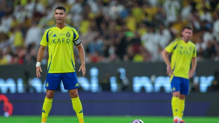 Криштиану Роналду: «В тот день, когда я начну чувствовать, что ничего не могу дать, я соберу вещи и уйду» Криштиану Роналду: «В тот день, когда я начну чувствовать, что ничего не могу дать, я соберу вещи и уйду»