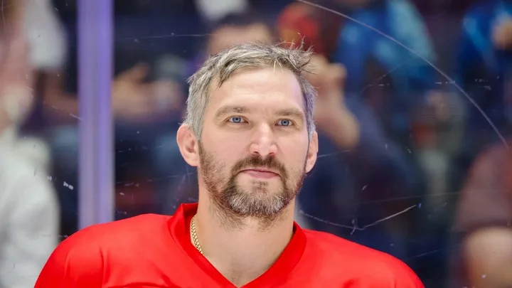 Александр Овечкин побил рекорд НХЛ, забросив не менее 30 шайб в 18 сезонах Александр Овечкин побил рекорд НХЛ, забросив не менее 30 шайб в 18 сезонах