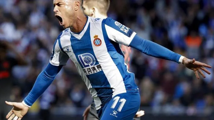 «Манчестер Юнайтед» заинтересован в трансфере нападающего Рауля де Томаса из «Эспаньолы» «Манчестер Юнайтед» заинтересован в трансфере нападающего Рауля де Томаса из «Эспаньолы»