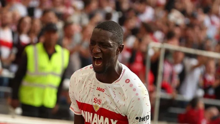 Нападающий «Штутгарта» Серу Гирасси может продолжить карьеру в АПЛ Нападающий «Штутгарта» Серу Гирасси может продолжить карьеру в АПЛ