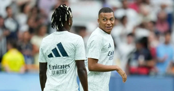 Карло Анчелотти: «Мбаппе и Винисиус хорошо взаимодействуют друг с другом. В атаке у нас не будет затруднений» Карло Анчелотти: «Мбаппе и Винисиус хорошо взаимодействуют друг с другом. В атаке у нас не будет затруднений»