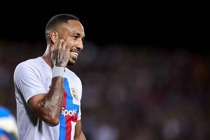 Пьер-Эмерик Обамеянг прибыл в «Челси» для медосмотра Пьер-Эмерик Обамеянг прибыл в «Челси» для медосмотра