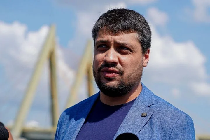 Генменеджер «Ак Барса» Марат Валиуллин: «В КХЛ у Радулова один из самых больших контрактов при выполнении определенных условий» Генменеджер «Ак Барса» Марат Валиуллин: «В КХЛ у Радулова один из самых больших контрактов при выполнении определенных условий»