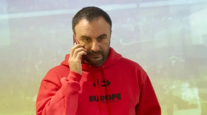 Шуми Бабаев: «В «Барыс» можно было бы привести несколько качественных россиян, с прицелом их дальнейшего задействования в сборной Казахстана» Шуми Бабаев: «В «Барыс» можно было бы привести несколько качественных россиян, с прицелом их дальнейшего задействования в сборной Казахстана»