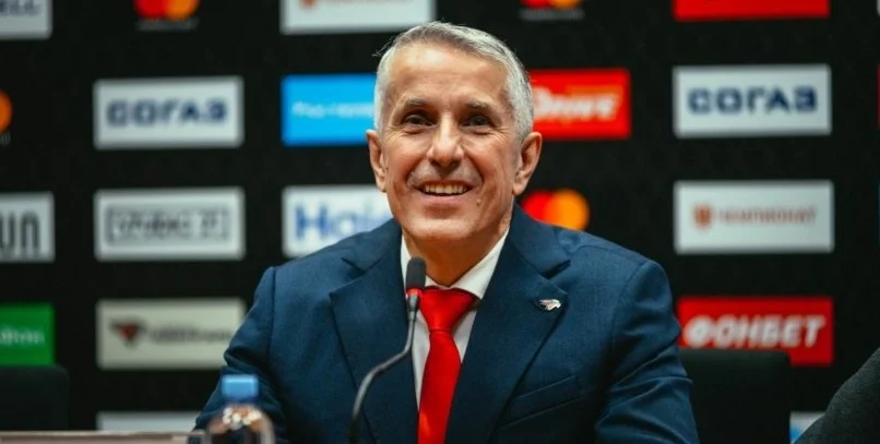 Хартли после 7:5 с «Металлургом»: «Наш противник – сильнейший клуб регулярки» Хартли после 7:5 с «Металлургом»: «Наш противник – сильнейший клуб регулярки»