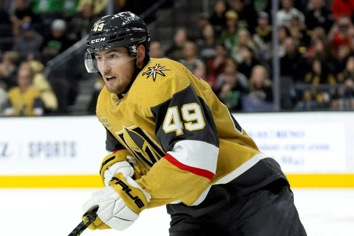 Агент Дэн Мильштейн: «У Барбашева на рынке будет очень много вариантов и предложений. Обсудим все, когда протрезвеем после чемпионского парада» Агент Дэн Мильштейн: «У Барбашева на рынке будет очень много вариантов и предложений. Обсудим все, когда протрезвеем после чемпионского парада»