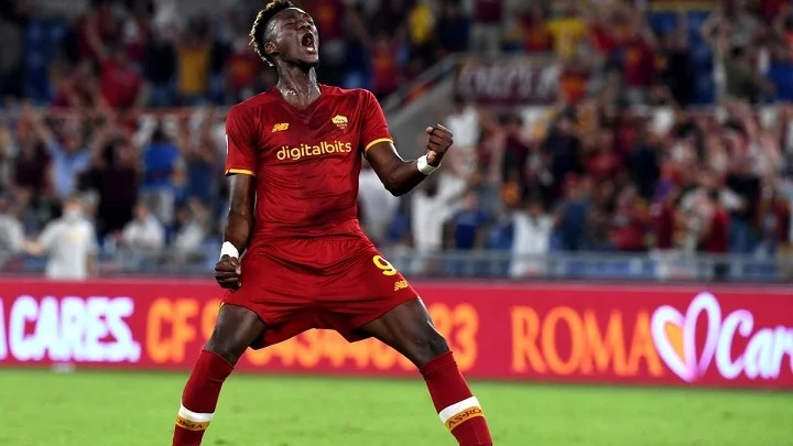 «Рома» ведет в римском дерби со счетом 3:0. Абрахам открыл счет на первой минуте