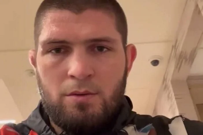 Хабиб поддержал Усмана перед боем с Шаблием Хабиб поддержал Усмана перед боем с Шаблием
