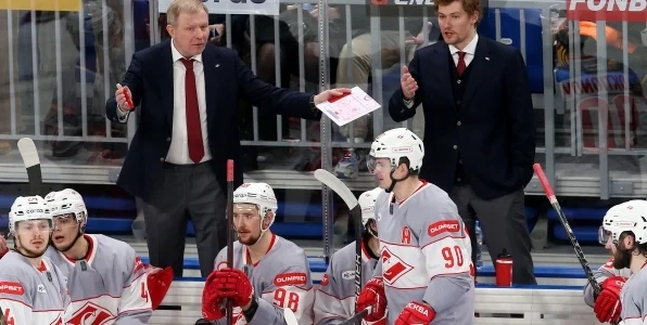 Жамнов: «В России игроку 21-22 года, а мы все кричим, что он молодой и перспективный» Жамнов: «В России игроку 21-22 года, а мы все кричим, что он молодой и перспективный»