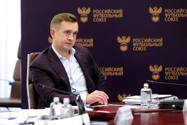 Александр Алаев: «С учетом того, что следующий сезон стартует довольно скоро, вряд ли стоит ожидать смены формата, но такая работа должна идти» Александр Алаев: «С учетом того, что следующий сезон стартует довольно скоро, вряд ли стоит ожидать смены формата, но такая работа должна идти»