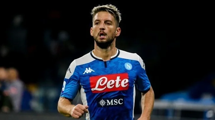 Босс «Наполи» хочет продлить контракт с Мертенсом