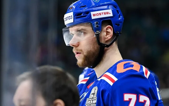 Защитник СКА Степан Фальковский: «В этом сезоне лично я буду стремиться показать лучший результат. Цель одна – только Кубок» Защитник СКА Степан Фальковский: «В этом сезоне лично я буду стремиться показать лучший результат. Цель одна – только Кубок»