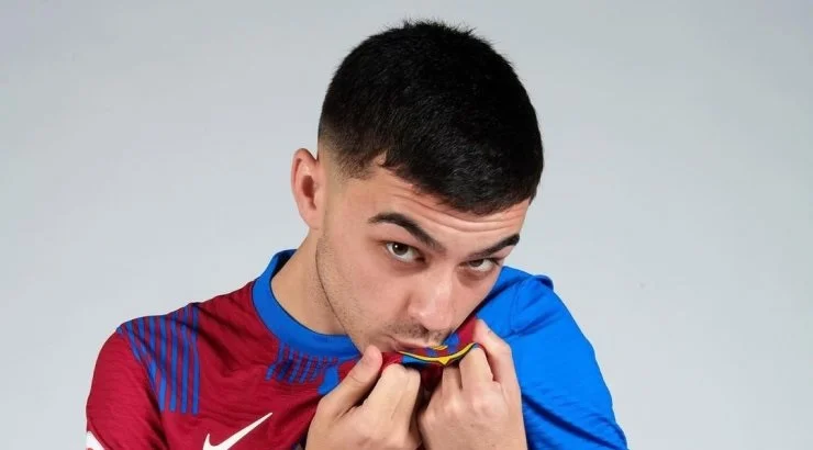 Новые Месси, Альба, Бускетс и другие. Молодёжь спасёт «Барселону»