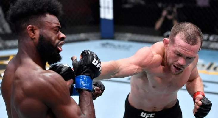 Стерлинг о реванше с Яном: «Если бы я не был уверен, что веду 3-0, то просто повалил бы его» Стерлинг о реванше с Яном: «Если бы я не был уверен, что веду 3-0, то просто повалил бы его»