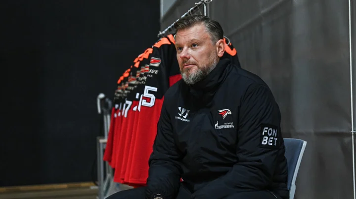 Тренер «Авангарда» Дмитрий Рябыкин про 1:4 со СКА: «Я забыл, когда в последний раз забивали грязные голы – все хотят исполнить красиво» Тренер «Авангарда» Дмитрий Рябыкин про 1:4 со СКА: «Я забыл, когда в последний раз забивали грязные голы – все хотят исполнить красиво»