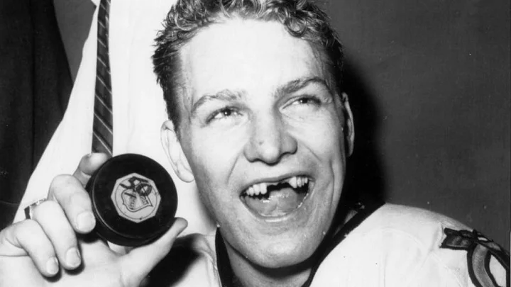 Умер Бобби Халл, член Зала хоккейной славы