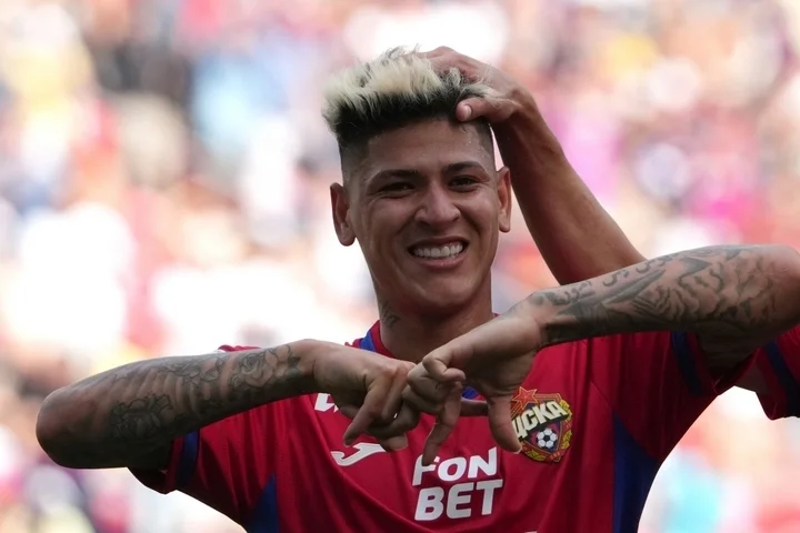 Хавбек ЦСКА Хорхе Карраскаль: «Я всего себя отдам ради чемпионства. Знаю, что эксперты уже отдают титул «Зениту» Хавбек ЦСКА Хорхе Карраскаль: «Я всего себя отдам ради чемпионства. Знаю, что эксперты уже отдают титул «Зениту»