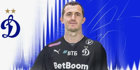 Губерниев о жевательном табаке: вратарь Лунев подает плохой пример. Дети, не делайте так! Губерниев о жевательном табаке: вратарь Лунев подает плохой пример. Дети, не делайте так!