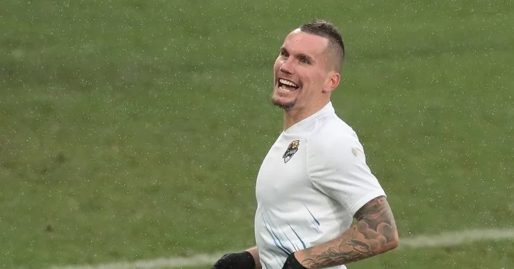 Лучшие шутки ноября. Предусмотрительный Заболотный, Дзюбоведение и улучшенная версия «Шапи, это Володька!» Лучшие шутки ноября. Предусмотрительный Заболотный, Дзюбоведение и улучшенная версия «Шапи, это Володька!»