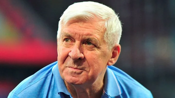 Владимир Пономарев: «Зенит» даст очень серьезный бой ЦСКА. «Краснодар» и «Динамо» совсем на пятки им наступают» Владимир Пономарев: «Зенит» даст очень серьезный бой ЦСКА. «Краснодар» и «Динамо» совсем на пятки им наступают»