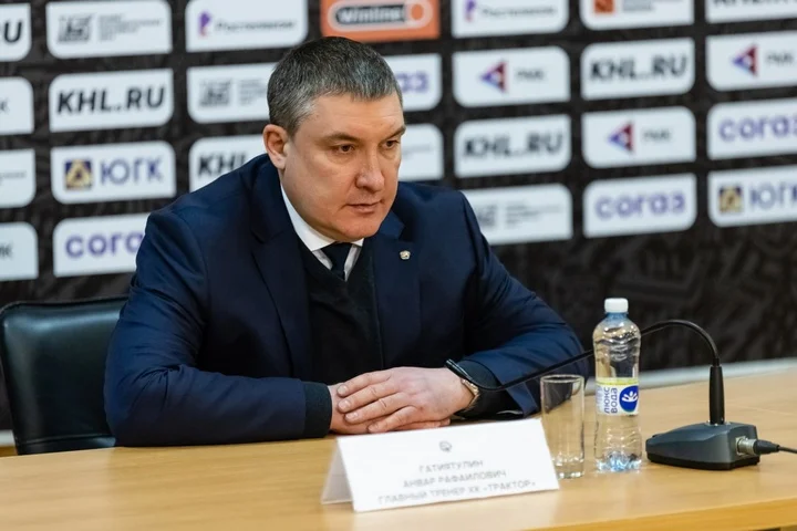 Анвар Гатиятулин о матче с «Сибирью»: «Здорово, что победили по буллитам» Анвар Гатиятулин о матче с «Сибирью»: «Здорово, что победили по буллитам»