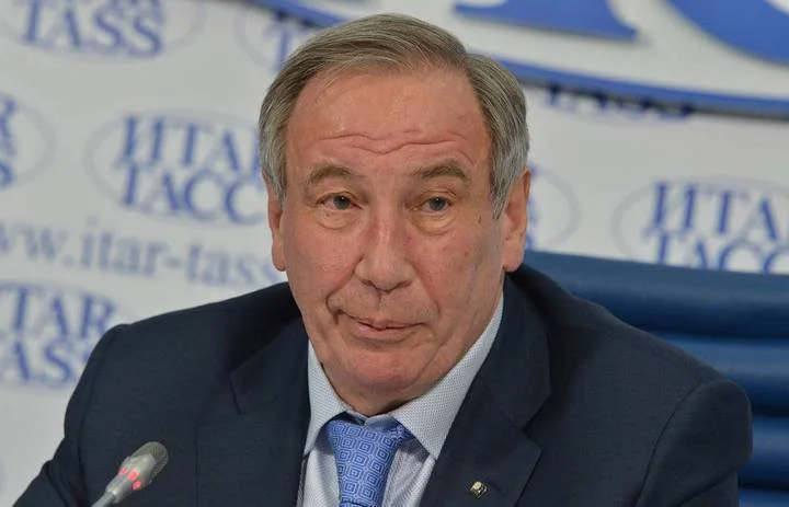 Шамиль Тарпищев: «Медведев был сильнее Ибина. По результату никаких вопросов нет. Класс есть класс» Шамиль Тарпищев: «Медведев был сильнее Ибина. По результату никаких вопросов нет. Класс есть класс»