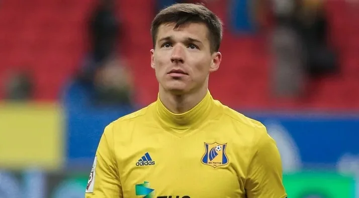 Полоз после 17 часов на поезде перед игрой с «Динамо»: «Лет 20 так не ездил» Полоз после 17 часов на поезде перед игрой с «Динамо»: «Лет 20 так не ездил»