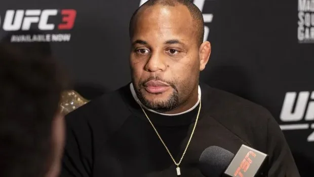 Кормье введён в Зал славы UFC