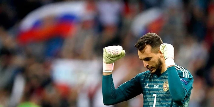 Дасаев: Гильерме ошибается и в РПЛ, и в ЛЧ, и за сборную. Сколько можно это терпеть? Дасаев: Гильерме ошибается и в РПЛ, и в ЛЧ, и за сборную. Сколько можно это терпеть?