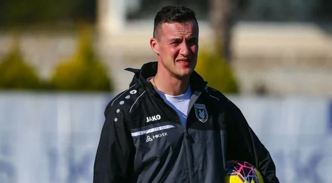 Директор «Рубина» Яровинский дисквалифицирован на три матча за оскорбления в адрес арбитра Директор «Рубина» Яровинский дисквалифицирован на три матча за оскорбления в адрес арбитра