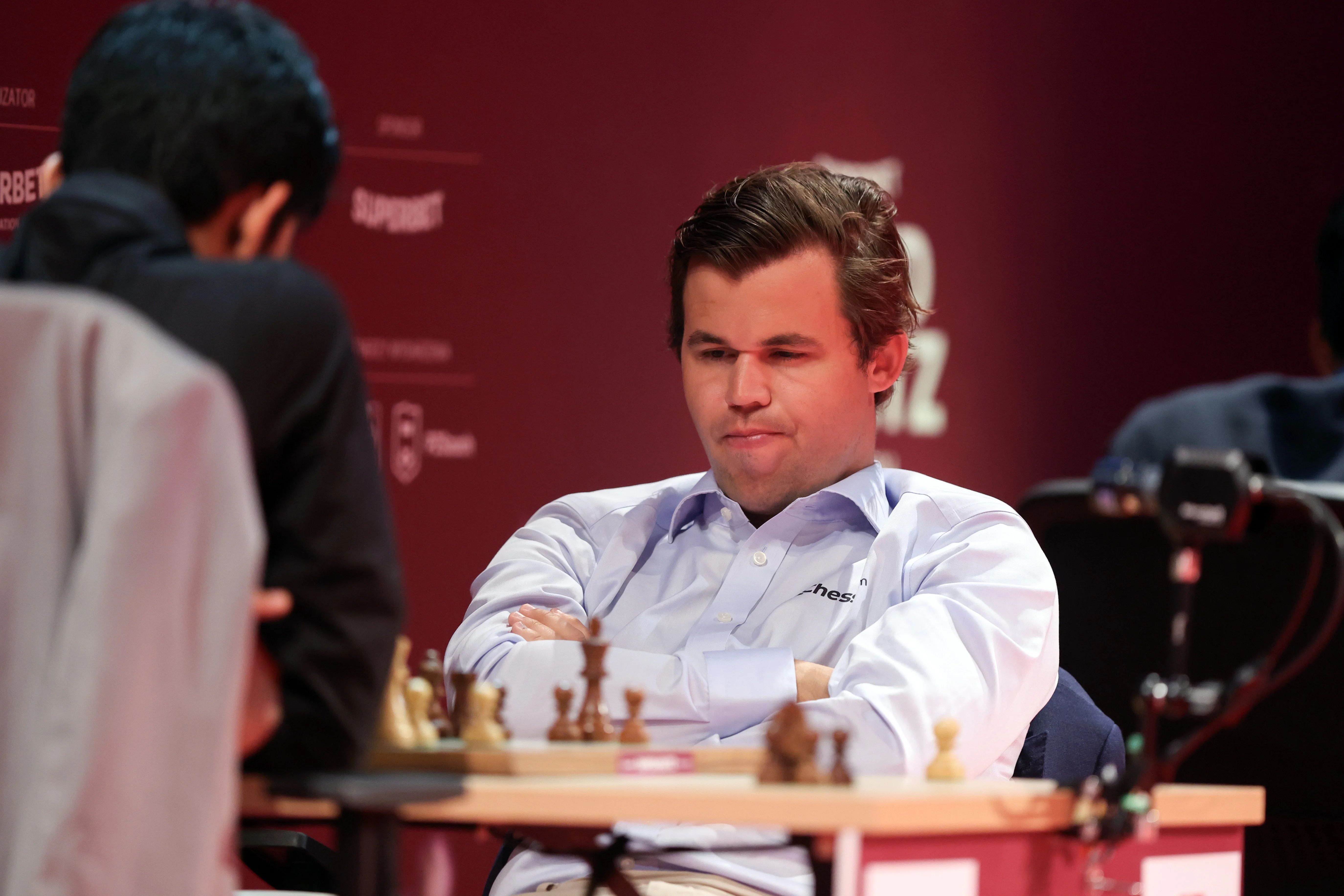 Поткин: Есть сомнения в искренности Карлсена, он мог выступить против возвращения россиян по чьей-то просьбе Поткин: Есть сомнения в искренности Карлсена, он мог выступить против возвращения россиян по чьей-то просьбе