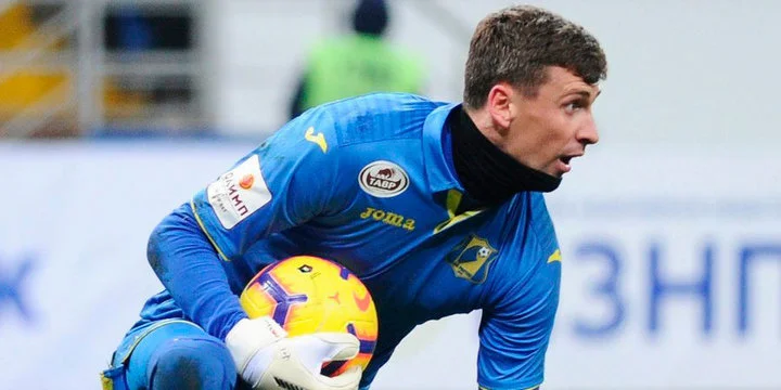 Вратарь «Ростова» Сергей Песьяков: «Я вообще люблю поезда, но последний выезд на матч с ЦСКА был жутким. Проснулся – меня будто колотили битами всю ночь!»