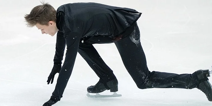 Плющенко о падении Семененко на своём шоу: «Фигурное катание — это не просто балет» Плющенко о падении Семененко на своём шоу: «Фигурное катание — это не просто балет»