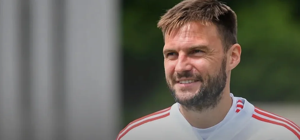 Гранат о проблемах российского футбола: «Тренеры предпочитают россиянам иностранных игроков» Гранат о проблемах российского футбола: «Тренеры предпочитают россиянам иностранных игроков»