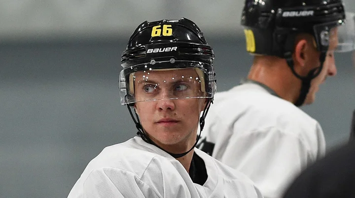 Иван Подшивалов про 3:5 с «Витязем»: «Пропустили в большинстве два гола. Думаю, это стало решающим фактором» Иван Подшивалов про 3:5 с «Витязем»: «Пропустили в большинстве два гола. Думаю, это стало решающим фактором»