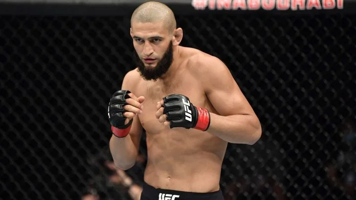 Хамзат Чимаев хочет провести бой с Алексом Перейрой: «Я хочу подраться с этим парнем» Хамзат Чимаев хочет провести бой с Алексом Перейрой: «Я хочу подраться с этим парнем»