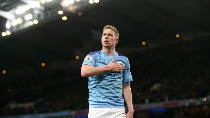 Де Брюйне о Гюндогане: «Он великолепен, контролирует игру подобно Давиду Сильве» Де Брюйне о Гюндогане: «Он великолепен, контролирует игру подобно Давиду Сильве»