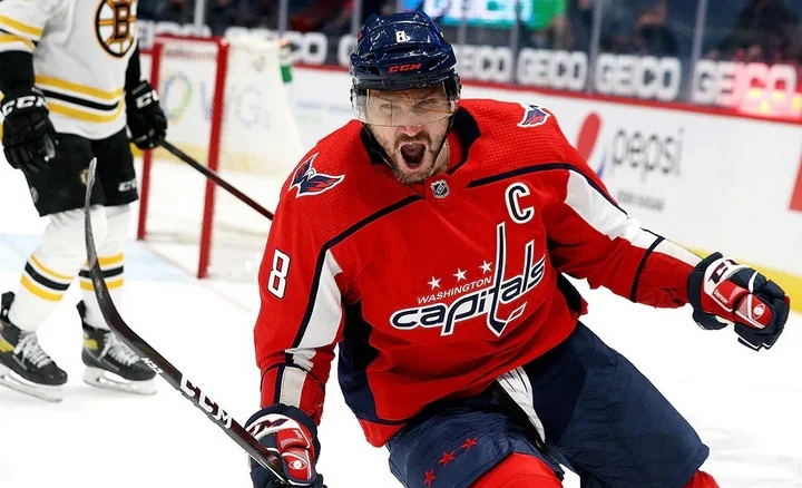 Джек Родуолд: «Я знал, что Овечкин большой по габаритам, но вживую на льду он выглядит еще крупнее» Джек Родуолд: «Я знал, что Овечкин большой по габаритам, но вживую на льду он выглядит еще крупнее»