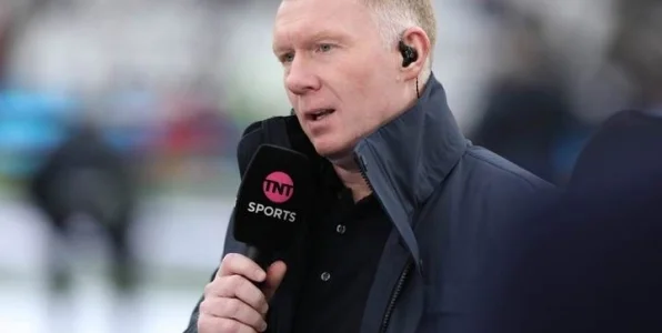 Отец Магомеда Оздоева отреагировал на футболку с автографом Пола Скоулза Отец Магомеда Оздоева отреагировал на футболку с автографом Пола Скоулза