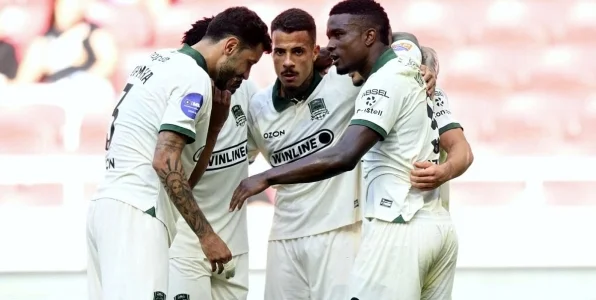 Обгонит ли «Зенит» «Краснодар» в таблице РПЛ? Обзор 17 тура Обгонит ли «Зенит» «Краснодар» в таблице РПЛ? Обзор 17 тура