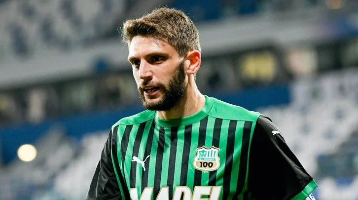 «Милан» интересуется Доменико Берарди из «Сассуоло»