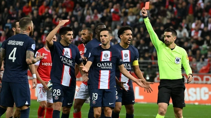 Марко Верратти об удалении Рамоса за споры: «Если судья делает это специально, то это плохо» Марко Верратти об удалении Рамоса за споры: «Если судья делает это специально, то это плохо»