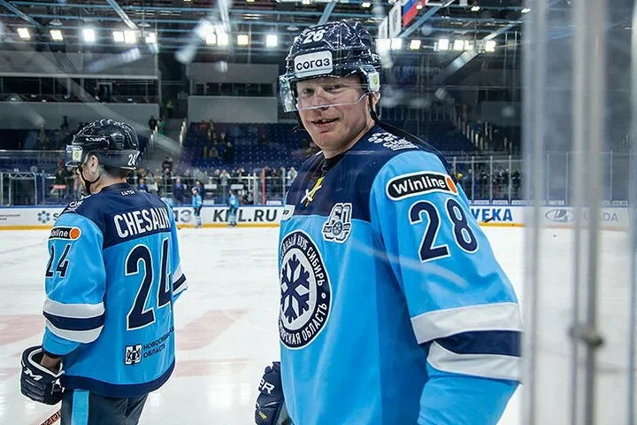 Нападающий Денис Голубев покинет «Сибирь» Нападающий Денис Голубев покинет «Сибирь»