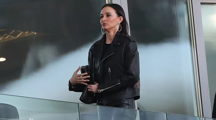 Зарема Салихова прокомментировала судейство в матче «Нижний Новгород» — «Спартак» Зарема Салихова прокомментировала судейство в матче «Нижний Новгород» — «Спартак»