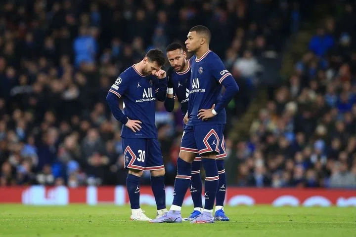 Защитник «Реймса» Юнис Абдельхамид: «Было легко атаковать ПСЖ, владея мячом, так как Месси, Мбаппе, Неймар не защищаются»