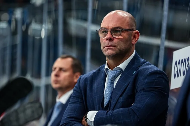 Крэйг Вудкрофт о 2:5 с «Торпедо»: «Я разочарован результатом. Дважды мы догоняли по счету. Удаление на четыре минуты Пышкайло сломало игру» Крэйг Вудкрофт о 2:5 с «Торпедо»: «Я разочарован результатом. Дважды мы догоняли по счету. Удаление на четыре минуты Пышкайло сломало игру»