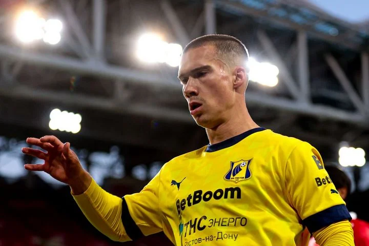 Роман Тугарев перешел из «Ростова» в «Торпедо» на правах аренды Роман Тугарев перешел из «Ростова» в «Торпедо» на правах аренды